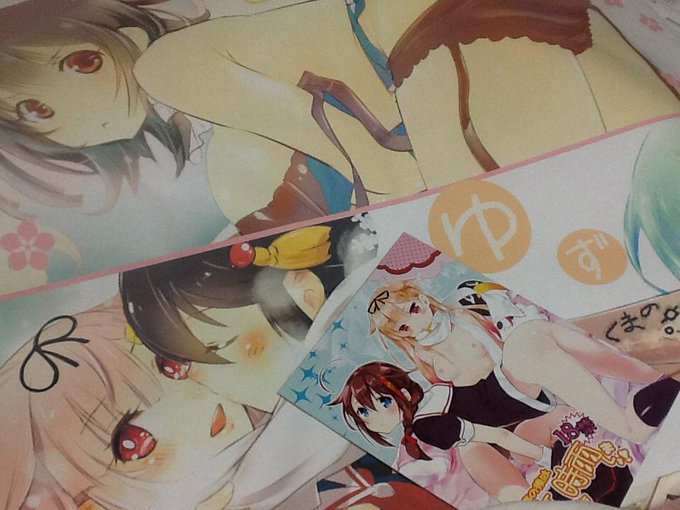 当日はこちらのポスターが机に貼られます。目印に、いらしてください〜  本と比較すると、やっぱり大きい… 