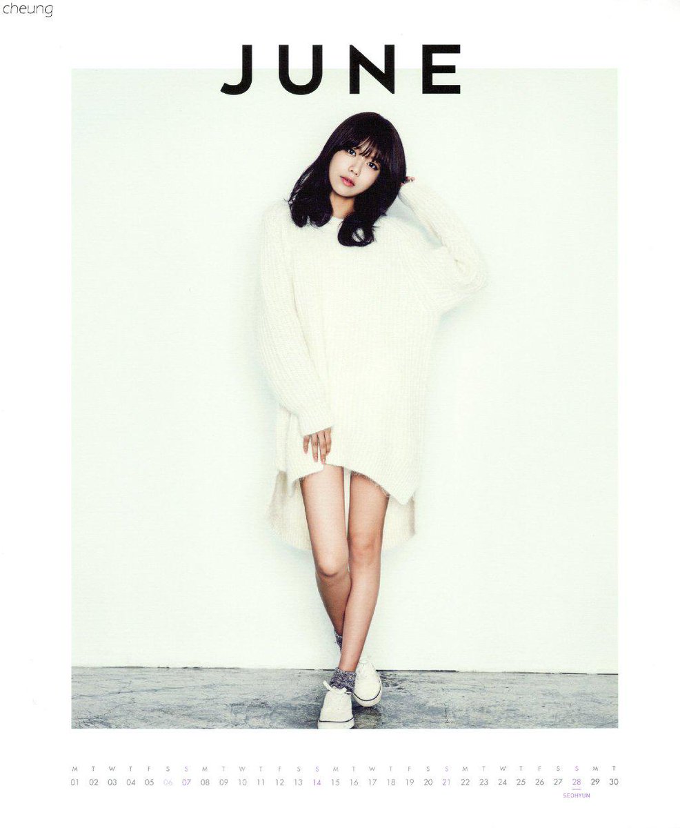 SooZarr's tweet photo. [Scan] Sooyoung is Miss June 2015 ^_^ Season's Greeting #ILoveSNSD http://t.co/Wc1MK24AR6 http://t.co/ZNoC5Jwia5 http://t.co/ldEUvr5wQb