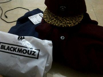 Hasil berburu kemaren <a href="/ShowcaseEvent/">Agenda Event</a> !Thank's to <a href="/blackmouzcloth/">BLACKMOUZ</a> @heuvelcloth &amp; #Defense_CO yg jaga boothnya kece2!:$