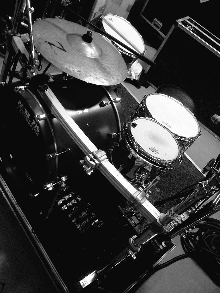 xstaticlive's tweet image. Vanavond de eerste keer dat onze drummer zijn nieuwe @PorkPieDrumsUSA gaat gebruiken!  Dat wordt VET! #awesome