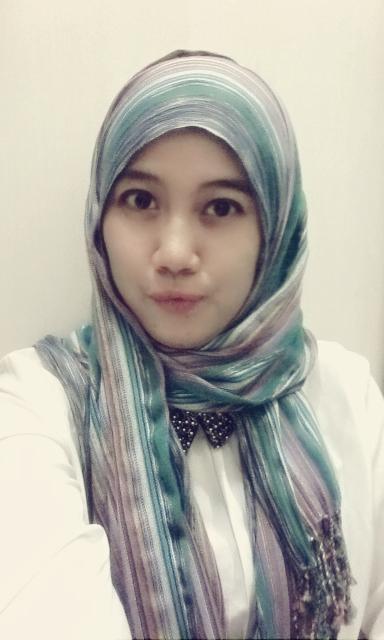 Babyfoniie's tweet photo. Bosan , bosan macet + ujan derass http://t.co/m2TWBmPcpg