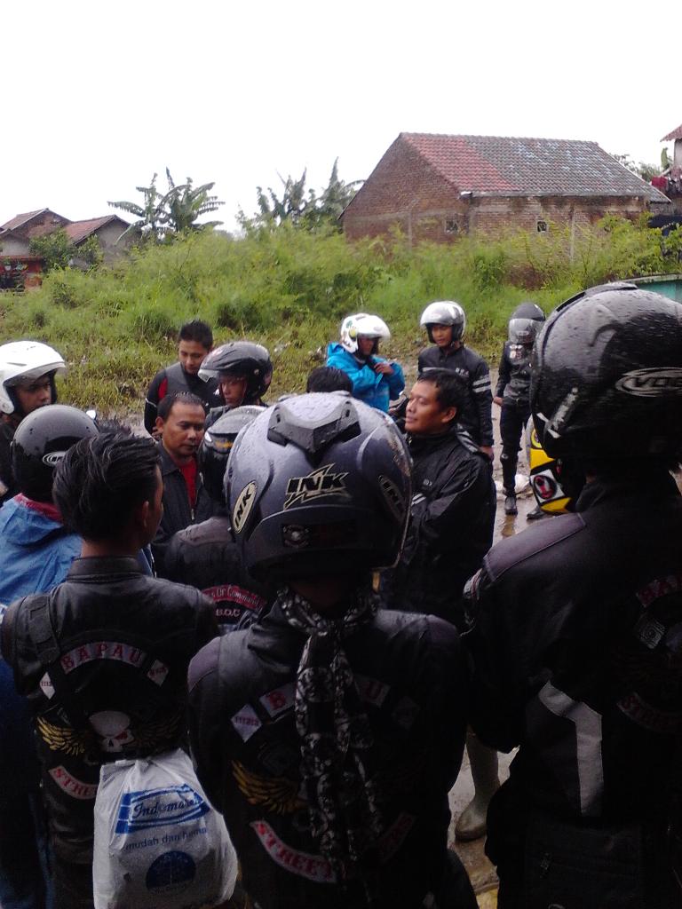 Biker's Of Community tweet media