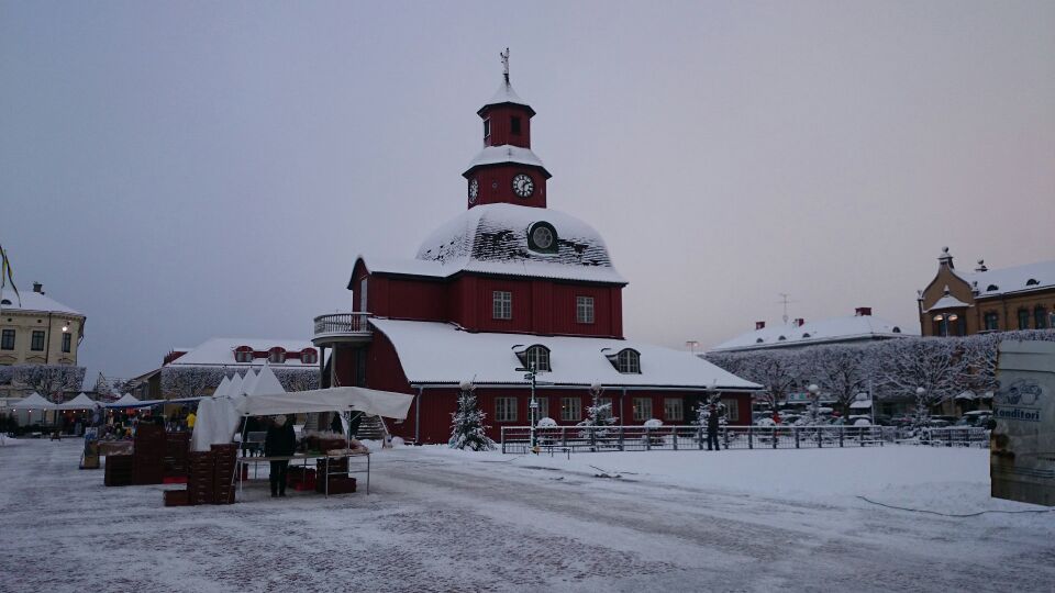 lutte's tweet photo. @JSjquist Då var det dags för den traditionsenliga fikan. http://t.co/3LmoPcMBD1