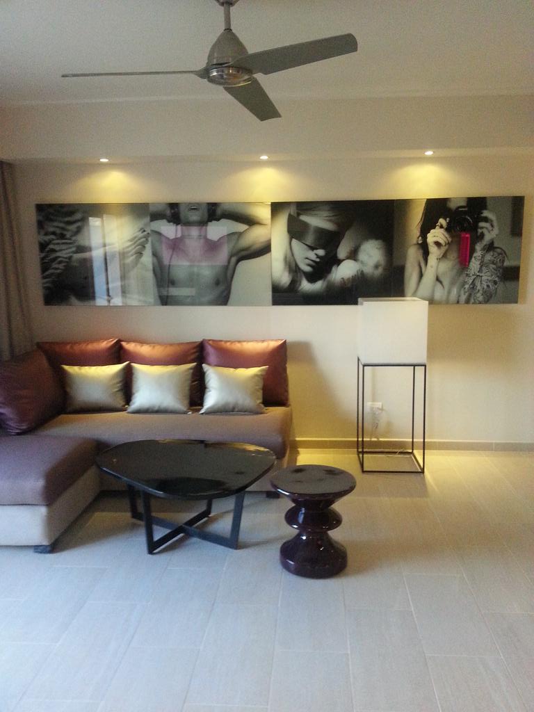ChicPuntaCana's tweet photo. @chauntelle2 easy just ask at the front desk. They will look after you http://t.co/TxNTF1WlWl