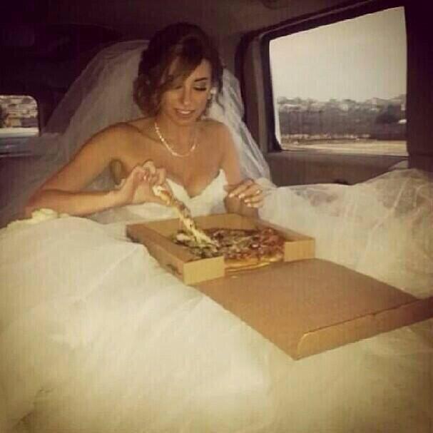 frasesdejovem's tweet photo. eu no dia do meu casamento http://t.co/vVOCNmWkB3