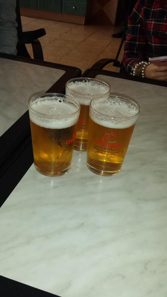 MartaaNarvaez's tweet photo. "@MartaPardes: Empezamos !!!! @ambarL33 @MartaaNarvaez @IreneyJesus http://t.co/gm6Veo5LKt"