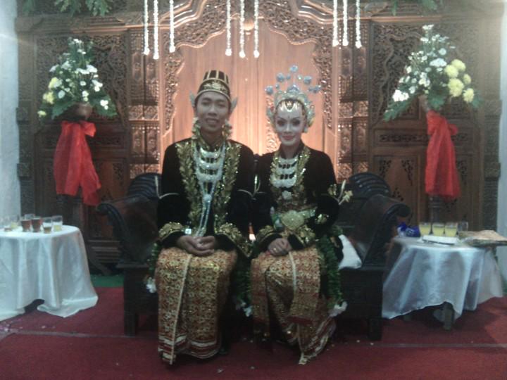 Happy wedding Bu Aik dan Pak Agus