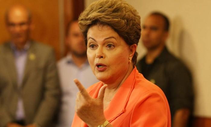 Ação impetrada contra a Petrobras nos EUA cita a presidente Dilma. glo.bo/1x9h9c5