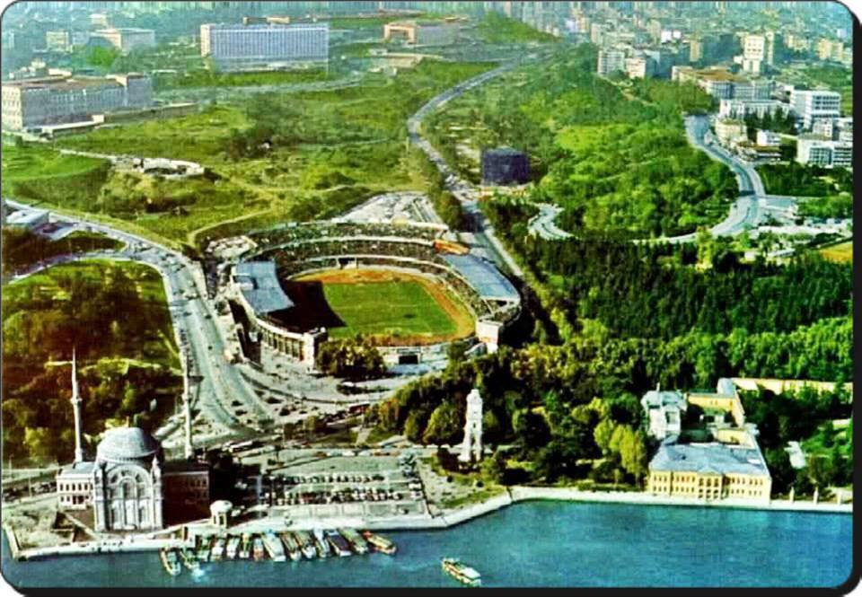 Ah! Her yer yemyeşildi. Dolmabahçe,1980.
Kentini, ormanını, #MarmarayıSavun