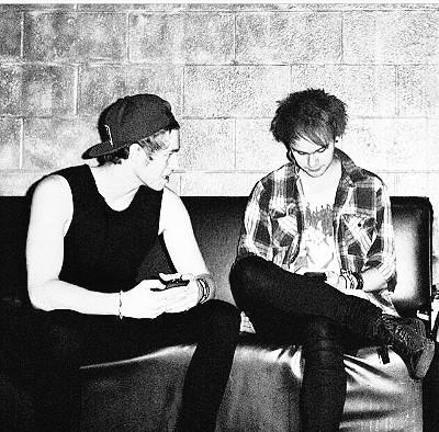 Finally. We have Muke. 👏😏
