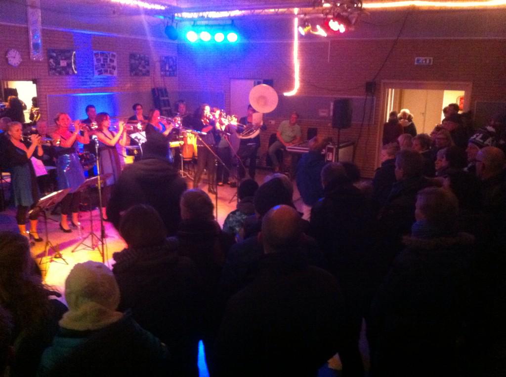 Gezellig hier bij <a href="/advendosneek/">Advendo Sneek</a> met <a href="/TBrassSneek/">T Brass</a> #sneekstrun