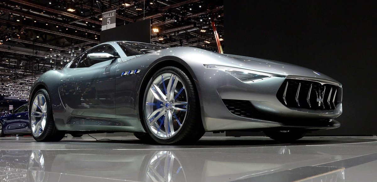 Maserati_HQ's tweet photo. Best of Maserati 2014. 
A year in 12 shots (1/3) http://t.co/kUUim1skyb http://t.co/djCqBwo92R