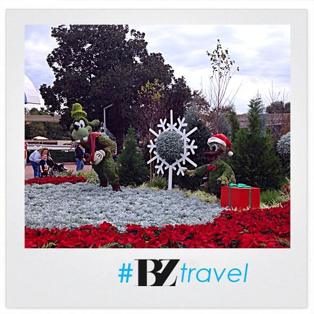 #Disneyland #BZtravel via @mtlaudares 
#disneychristmas2014 instagram.com/p/xHi8WIthTq/