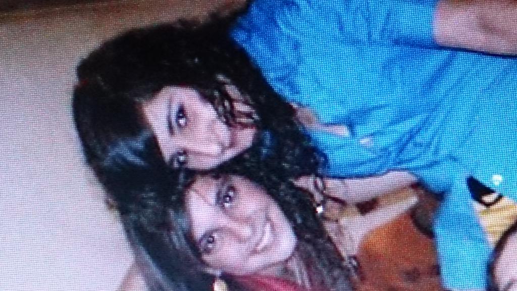 laura_alfa's tweet photo. Quiero felicitar a mi niña!! Por lo que hemos pasado juntas y por lo que nos queda @estherdiez27,  te quiero pequeña🎂 http://t.co/fcrEvodzNJ