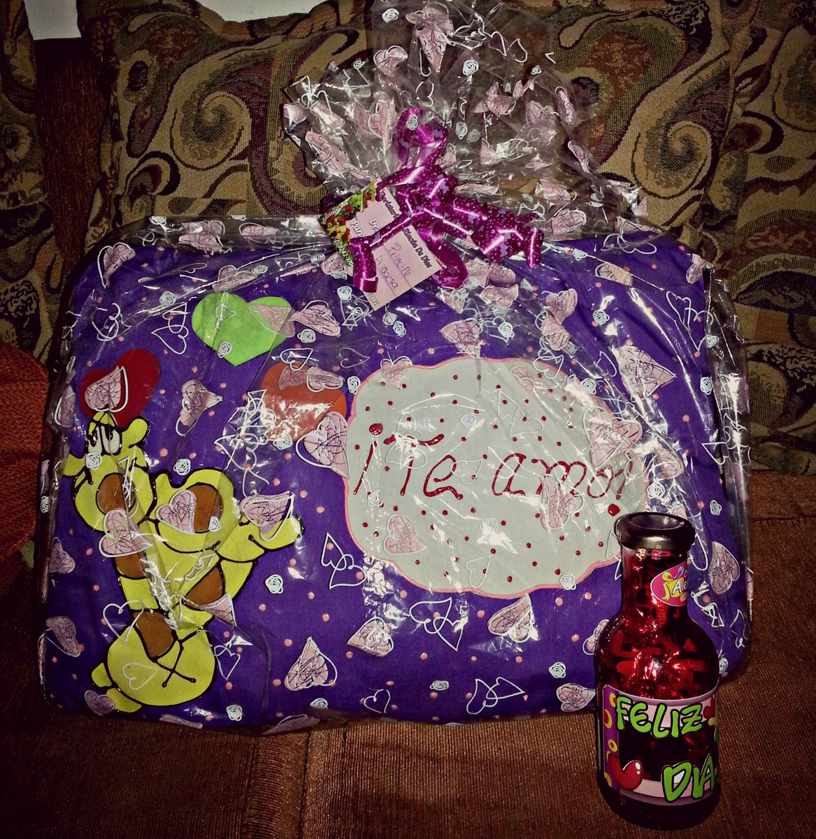 UnPocoTimido_'s tweet photo. Regalo para mi Princesa @joleydipitre5 <3 http://t.co/6o3YFSkdHq