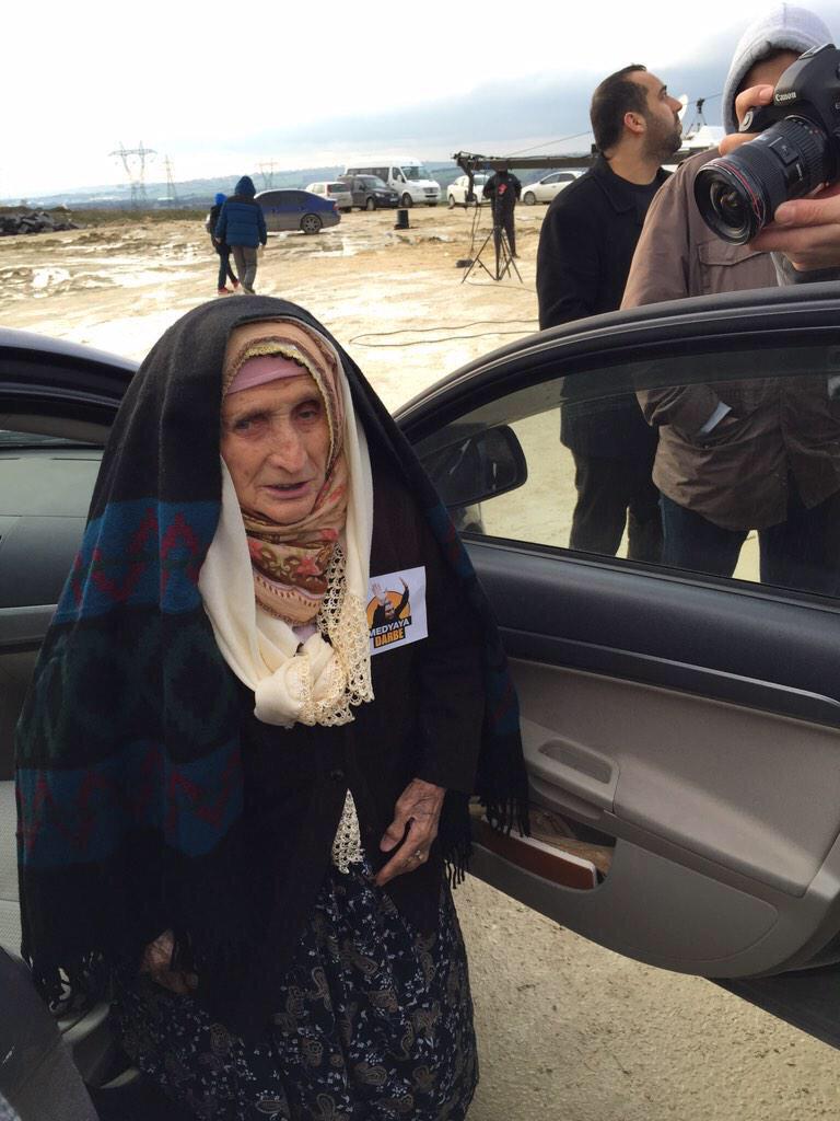 AKP için 'silahlılar' iyilik meleği, tek dertleri 'silah nedir bilmeyen' Hizmet erleri #YolsuzlukEnBüyükHırsızlıktır "