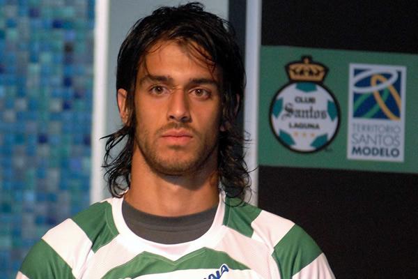 VSportsTM's tweet photo. #Independiente El uruguayo Jonathan Lacerda llegará al país la próxima semana p/hacerse la revisión médica y firmar. http://t.co/vZj13UURmX