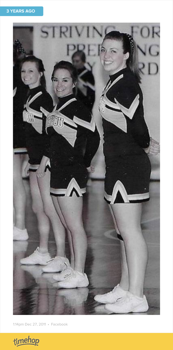 Sarah_Peterson's tweet photo. Mmm good times! I ♥ cheering http://t.co/aAcMldi8qR http://t.co/QMKjRSMfod