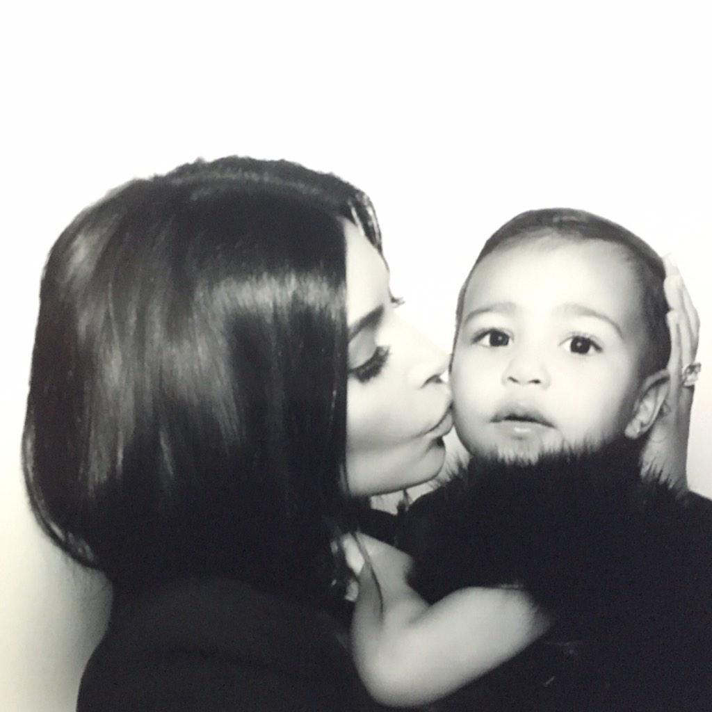 KimKardashian tweet picture