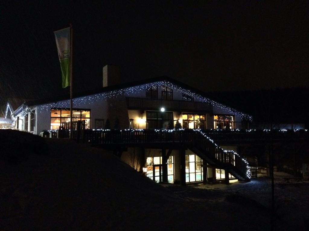 <a href="/jaapschuurman/">Jaap Schuurman</a> <a href="/landalnl/">Landal</a> Thanks voor het gastvrije ontvangst! Het is hier prachtig, overdag en <a href="/night/">night</a> #winterberg