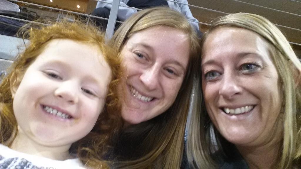 SueBresee's tweet photo. @ErieBayHawks  #selfie http://t.co/45tRH9kyzk