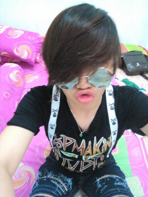 Devil_01423's tweet photo. Macam bebek http://t.co/BIBV1VWp8S