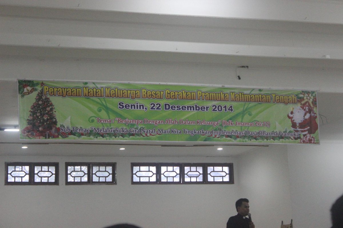 PramukaPraya's tweet photo. Perayaan Natal Pramuka Kalimantan Tengah http://t.co/t6qM0d23PV