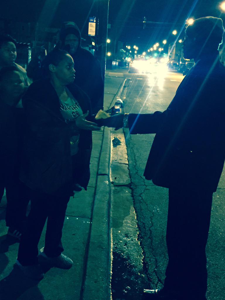 331Cross's tweet image. It's been days in nights I went with out food on the table no lights or heat.. I'm here to return a blessing