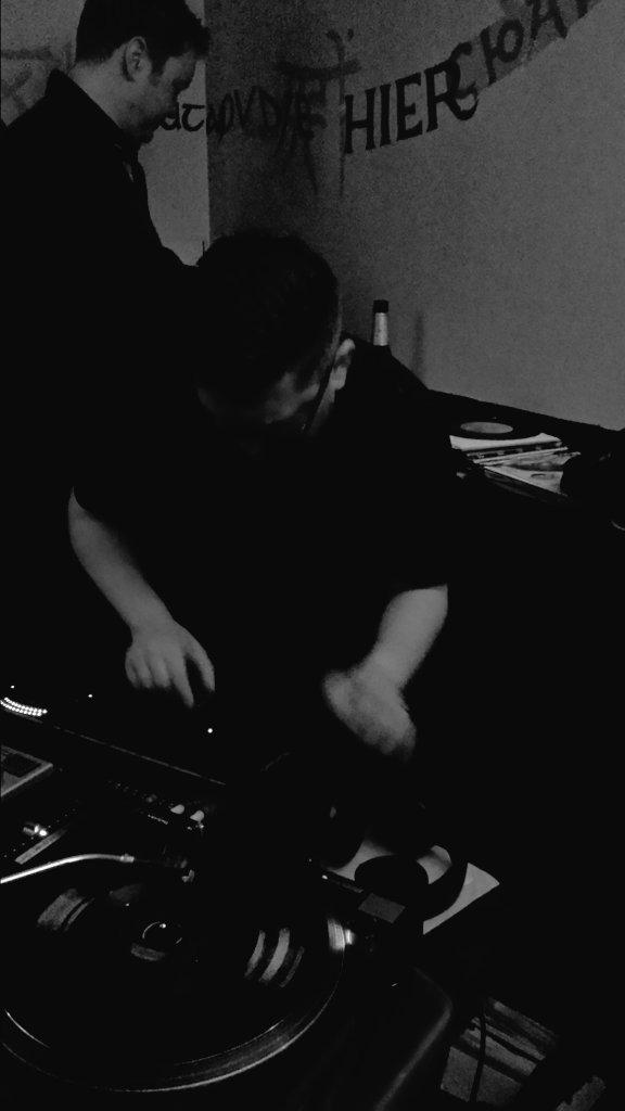 PlaySWAK's tweet photo. This time last week we were rocking Anseo #Playswak #vinyl http://t.co/1GXBxkMQPL