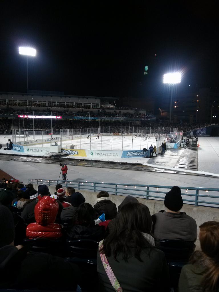 denizen_'s tweet image. #winterfest Toledo. Go Walleye!