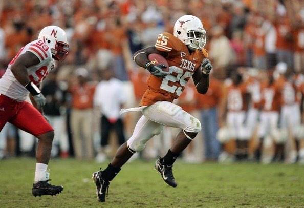 Texas fans, wish former RB Jamaal Charles ( a Happy Birthday! 