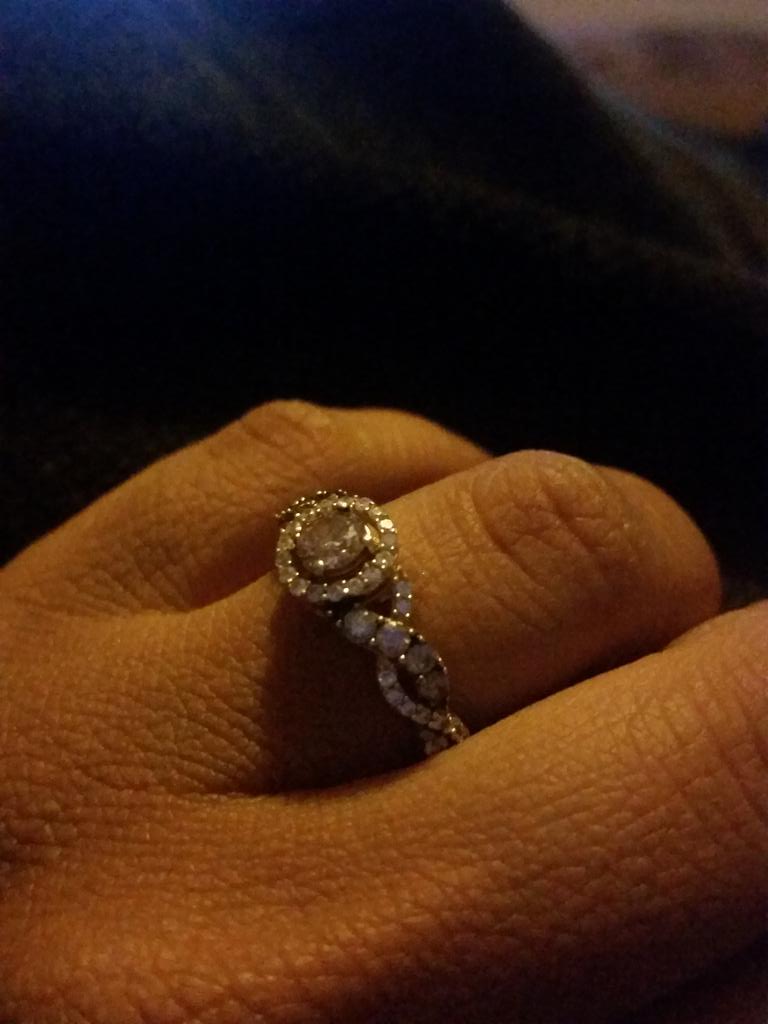 cruzaida77's tweet photo. #RockOutDB I said YES!!! http://t.co/3qTUOsw5x3