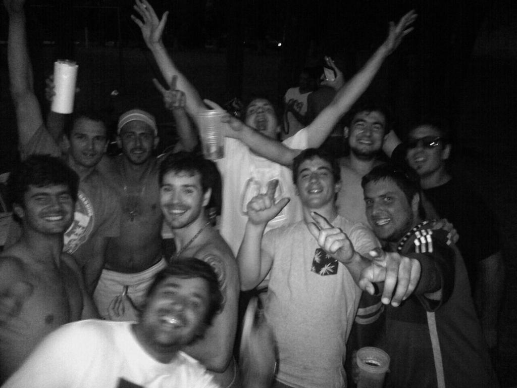Dina__10's tweet photo. #Chau2014 @SantiagoHuala @adarrigrand @maggiomax @augustoboada @matimarcilese @alva_mateos @SebasSquarzon http://t.co/75sEfw8TkK