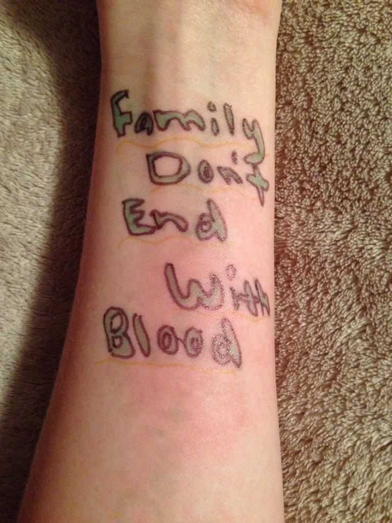 alexwincester's tweet image. Sorry it is kinda messy, sharpie was running out :/ #HuntersDontSupportBullying #StopAnonHate #SPNFamilyUnited