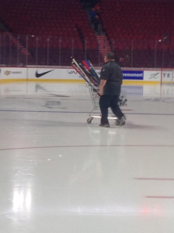 New style to transport extra sticks to the bench. # WJC2015