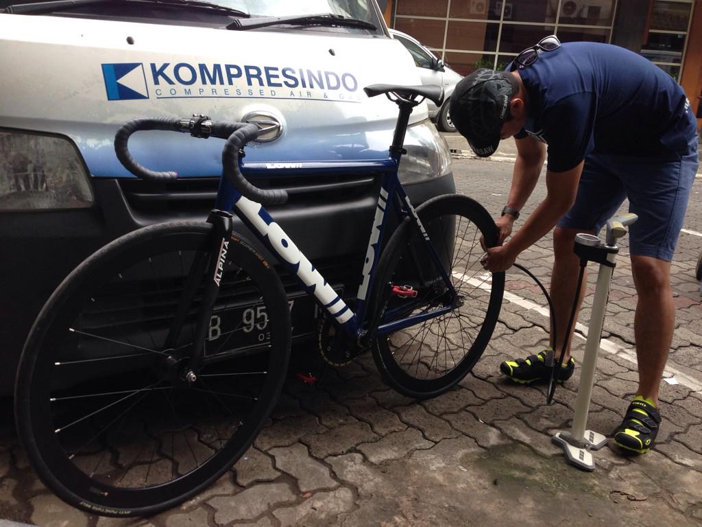 Pompaa teruuss ciilll  ....... @WMSwestbike 😛