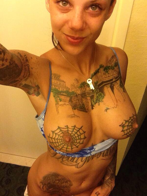 team_rotten's tweet photo. OMG!!!! Look how hot @thebonnierotten is.....she's the best and the cutest pornstar I have ever seen 😍😍 http://t.co/j4JVawiaIJ"