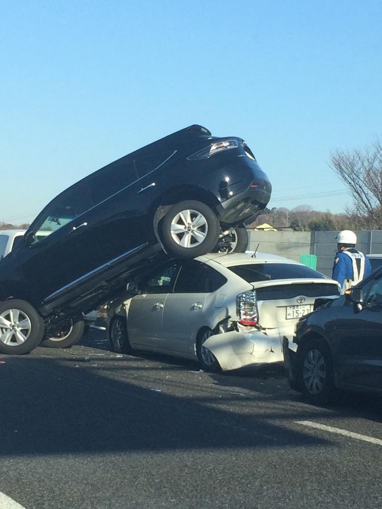 プリウスの運転マナーの悪さは買う層のせい Togetter