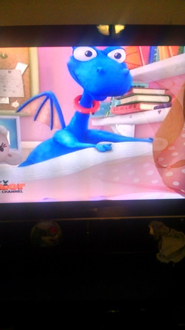 seles32's tweet photo. @Phine_as_Wine Its not a movie lol its a TV show on Disney junior http://t.co/Cr7iG9143z