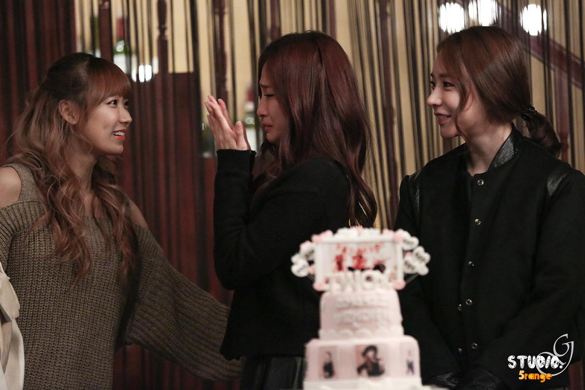 B566N6MCcAI_eJ9.jpg:large