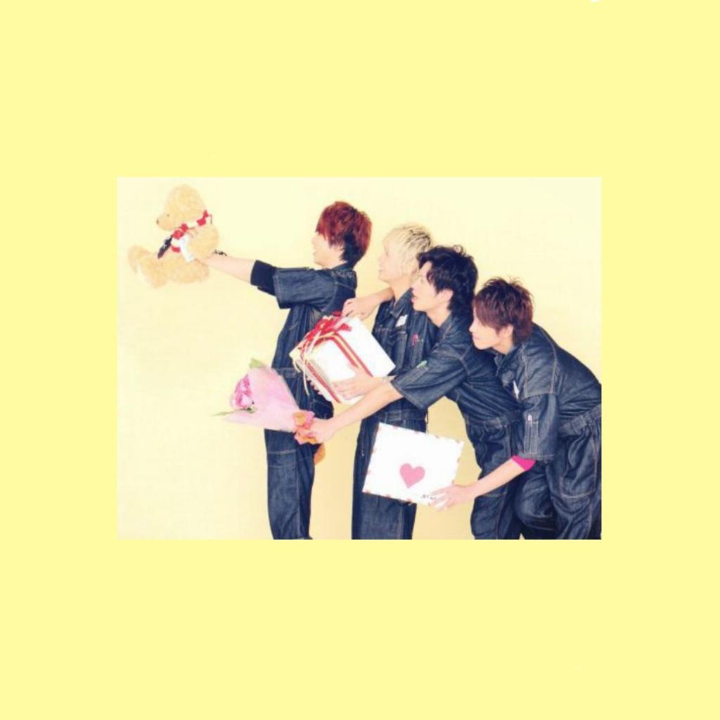 Twinkle_pn's tweet photo. み~んなのプレゼントほしい！
でも１人だけだよって言われたら、
くまさんとまっすｰをいっしょに
ぎゅ〜ってしたい(*´`)󾬍#え http://t.co/WjIHu4C7CZ