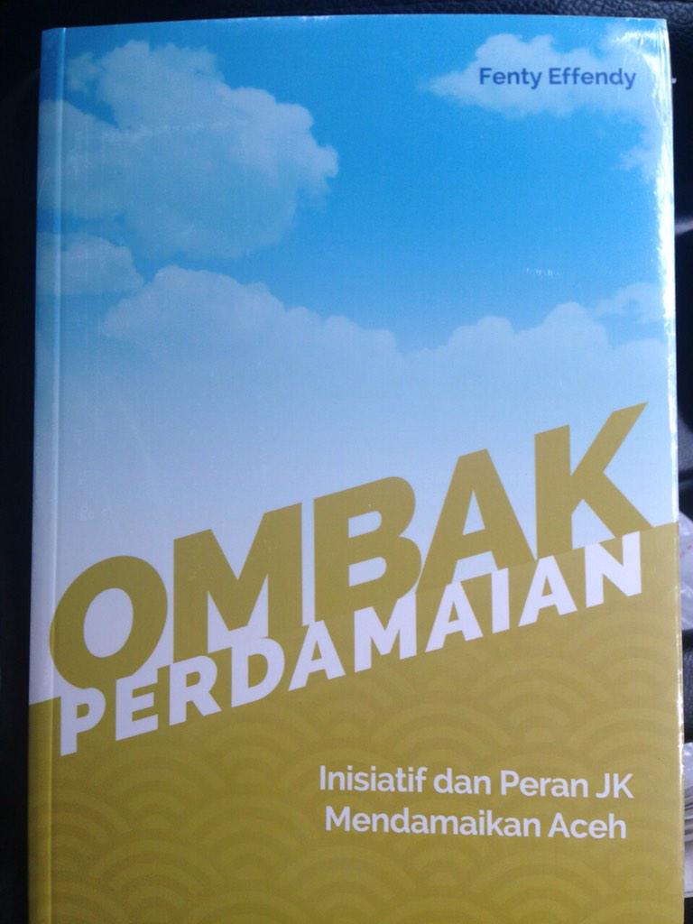 Pak_JK's tweet photo. Saya akan bagikan 20 buah Buku #OmbakPerdamaian untuk 20 orang yang menulis "Pesan Kemanusiaan" terbaik. http://t.co/JZDPTDqezu