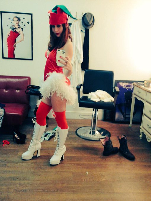 I'm an elf! A sexy elf... http://t.co/E6ZyZTsDpY<a href="/tag/fashion"class="tags"><span>#fashion</span></a><a href="/tag/boobs"class="tags"><span>#boobs</span></a><a href="/tag/belly"class="tags"><span>#belly</span></a><a href="/tag/bellybutton"class="tags"><span>#bellybutton</span></a>