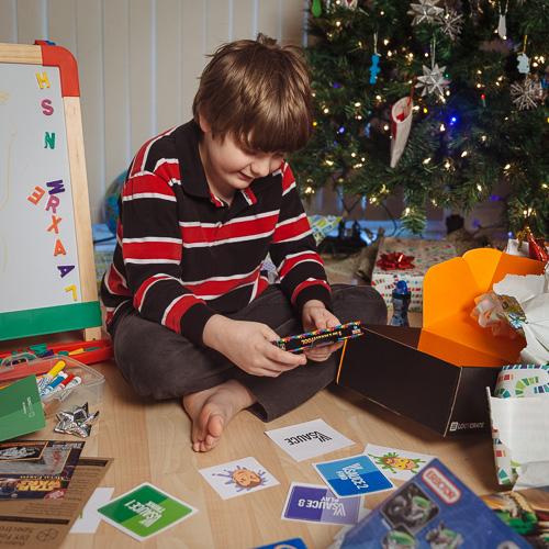 #VSauce <a href="/tweetsauce/">Vsauce</a> <a href="/VsauceTwo/">Vsauce2</a> <a href="/VsauceThree/">Vsauce3</a> <a href="/Lootcrate/">Loot Crate</a> opening makes a happy kid for #Christmas