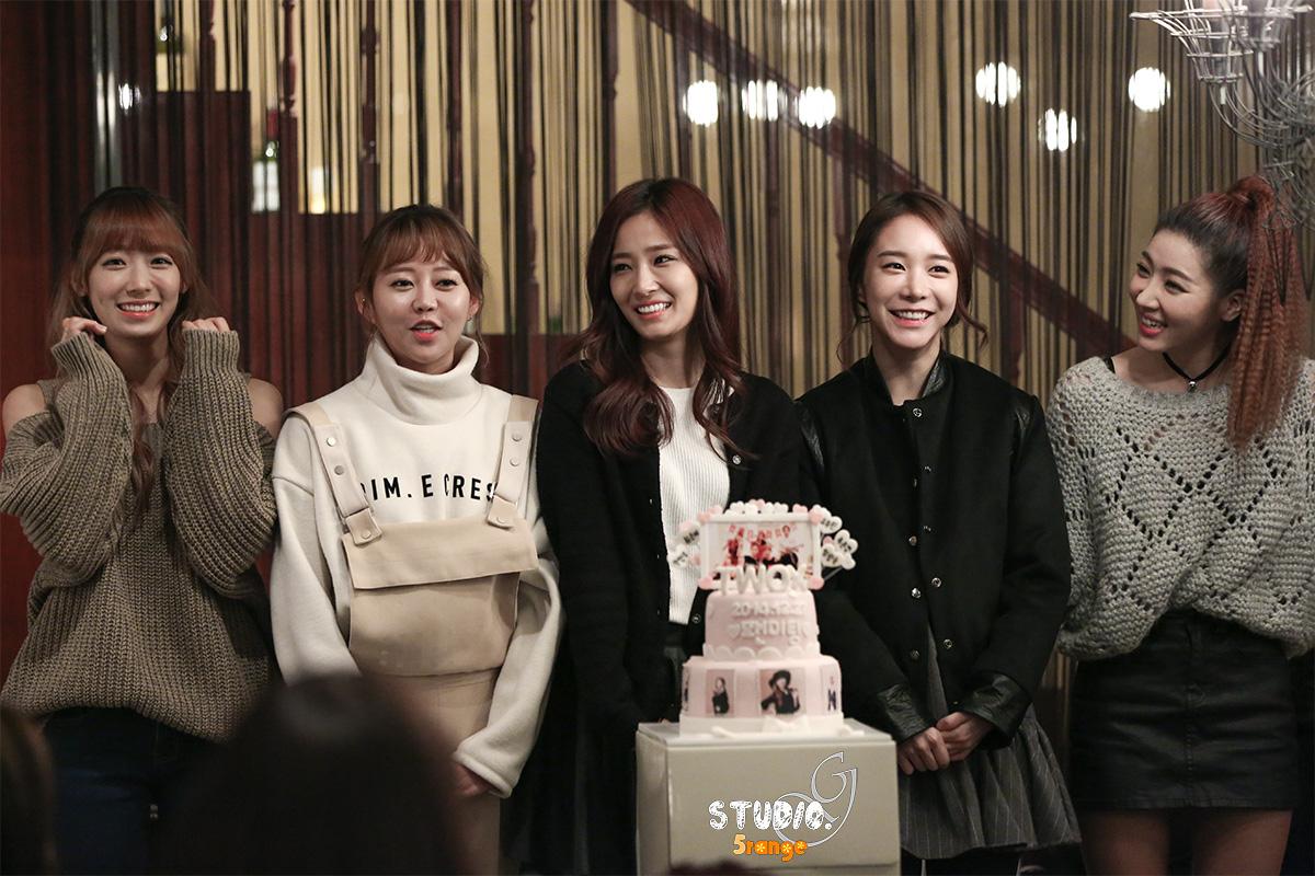 B56ljfvCEAA3EUd.jpg:large