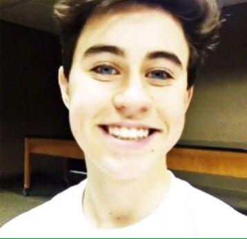 Happy 17th birthday Hamilton Nash Grier!!  Your a vine star, hot, funny, and perf!  