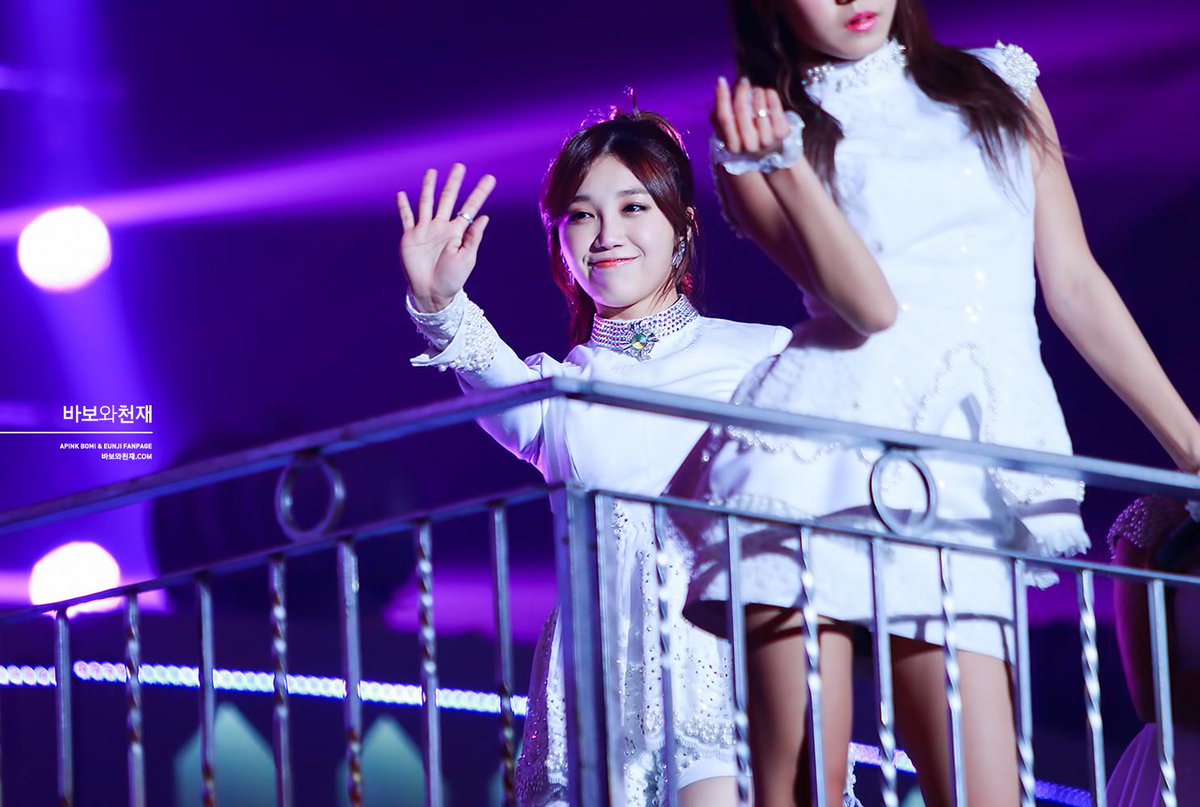 [FANTAKEN] (141221) Eunji at SBS Gayo Daejun (5)

cr :: 바보와천재
