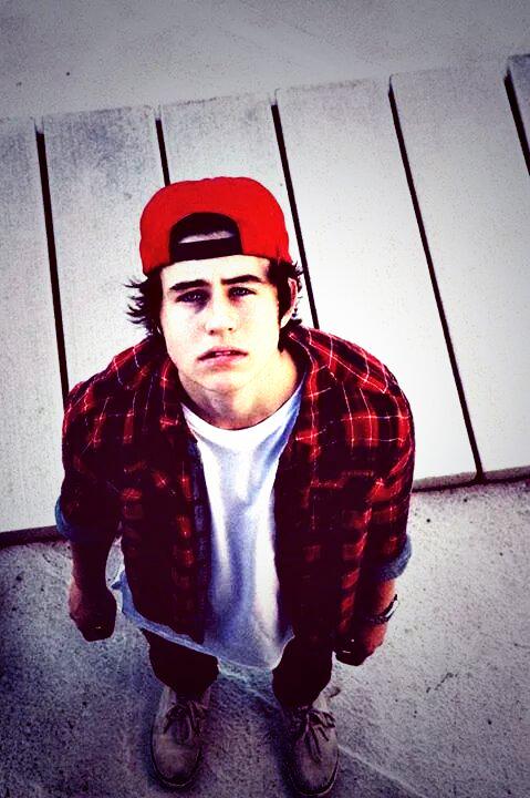 HAPPY BIRTHDAY 17 YEARS !!! EU TE AMO HAMILTON NASH GRIER 