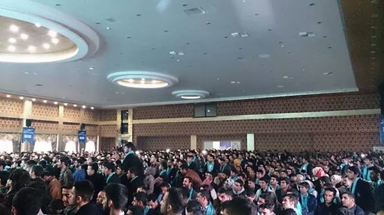 Hasan45638770's tweet photo. Diyarbakır gümbür gümbür :) mega mega mega :) http://t.co/lNhzYigiZm