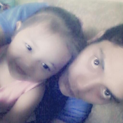ErvanDayana's tweet photo. Liburan di rumah with NadiLa http://t.co/pSlYAB2sas